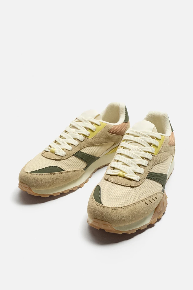 RETRO STYLE SNEAKERS