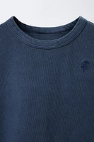 GARMENT DYE EMBROIDERED SLEEVELESS T-SHIRT