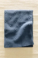 CHILDREN’S KNIT BLANKET