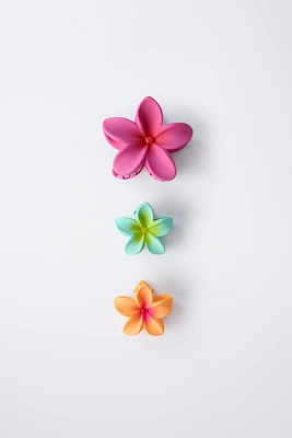 LOT DE TROIS PINCES FLEURS