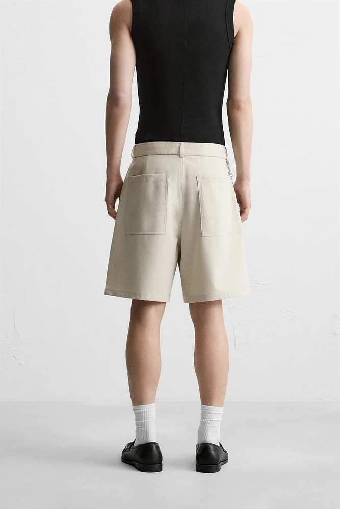 PLEATED BERMUDA SHORTS WITH BELT