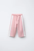 PANTALON DROIT TECHNIQUE AVEC BANDES LATÉRALES