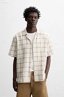 CHEMISE AVEC STRUCTURE À CARREAUX