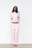 BASIC PLUSH SWEATSHIRT