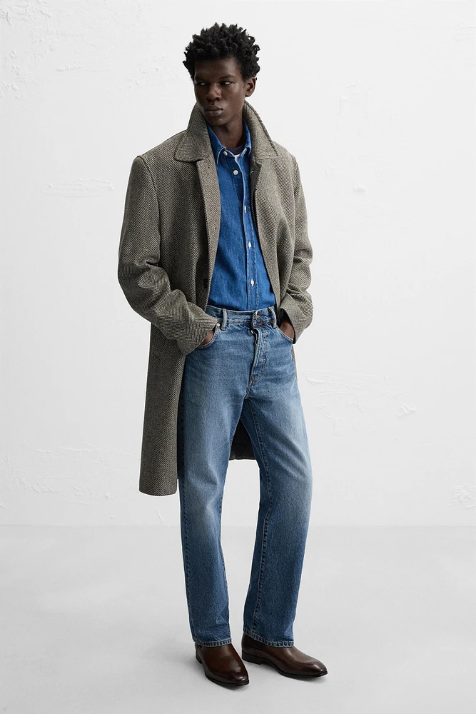 POINTED TOE CHELSEA BOOTS