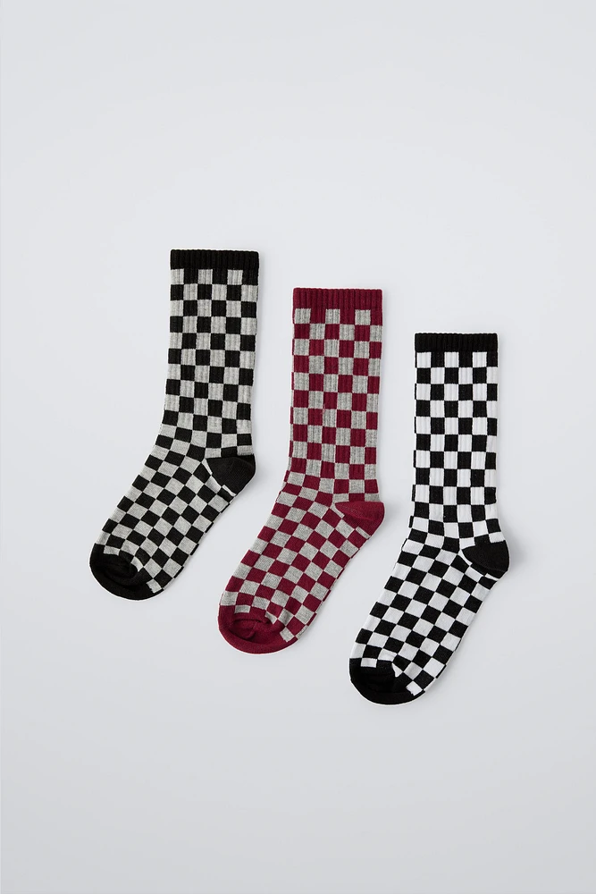 LOT DE TROIS PAIRES CHAUSSETTES LONGUES À CARREAUX DAMIER