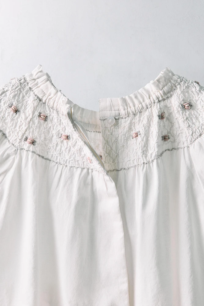 1 MOIS - 3 ANS/ ENSEMBLE CHEMISE ET CULOTTE COURTE FLEURS BRODÉES LIMITED EDITION