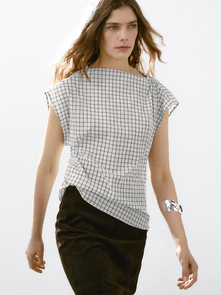 Draped neck check top