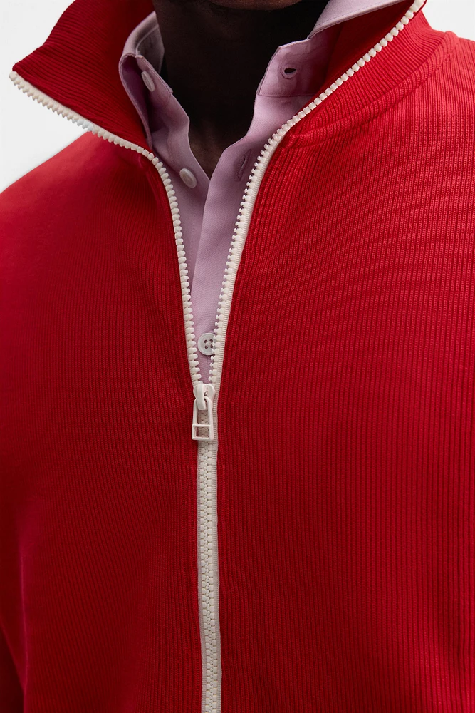 SWEAT ZIPPÉ STRUCTURÉ