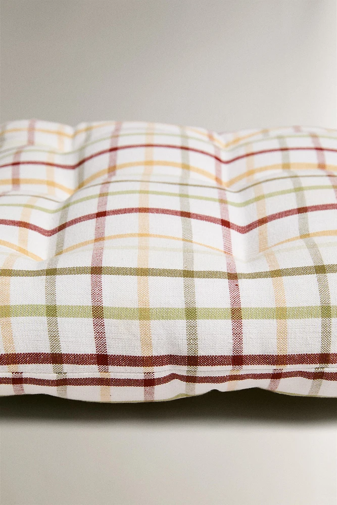DYED THREAD SEAT CUSHION