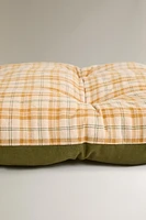 PLAID PET TOPPER
