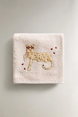 CHILDREN’S CHEETAH BATH TOWEL