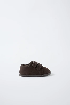 BAREFOOT LEATHER STRAP SNEAKERS