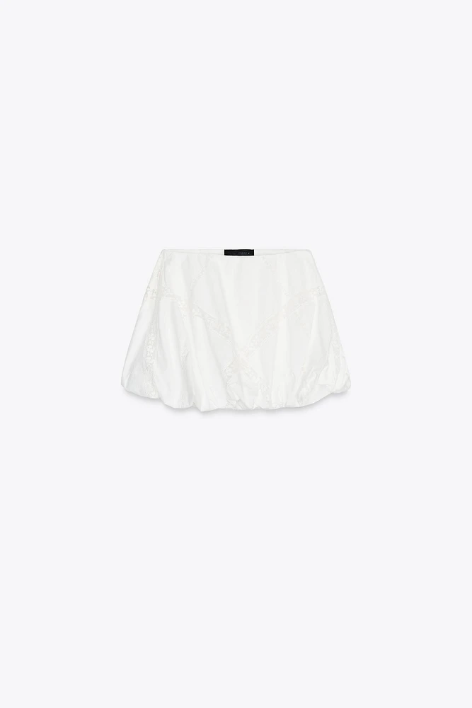 MINI JUPE VOLUMINEUSE BRODÉE