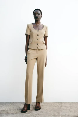 PANTALON ÉVASÉ À TAILLE HAUTE