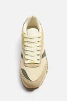 RETRO STYLE SNEAKERS