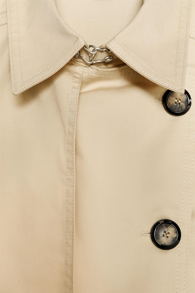 BELTED CROPPED TOP