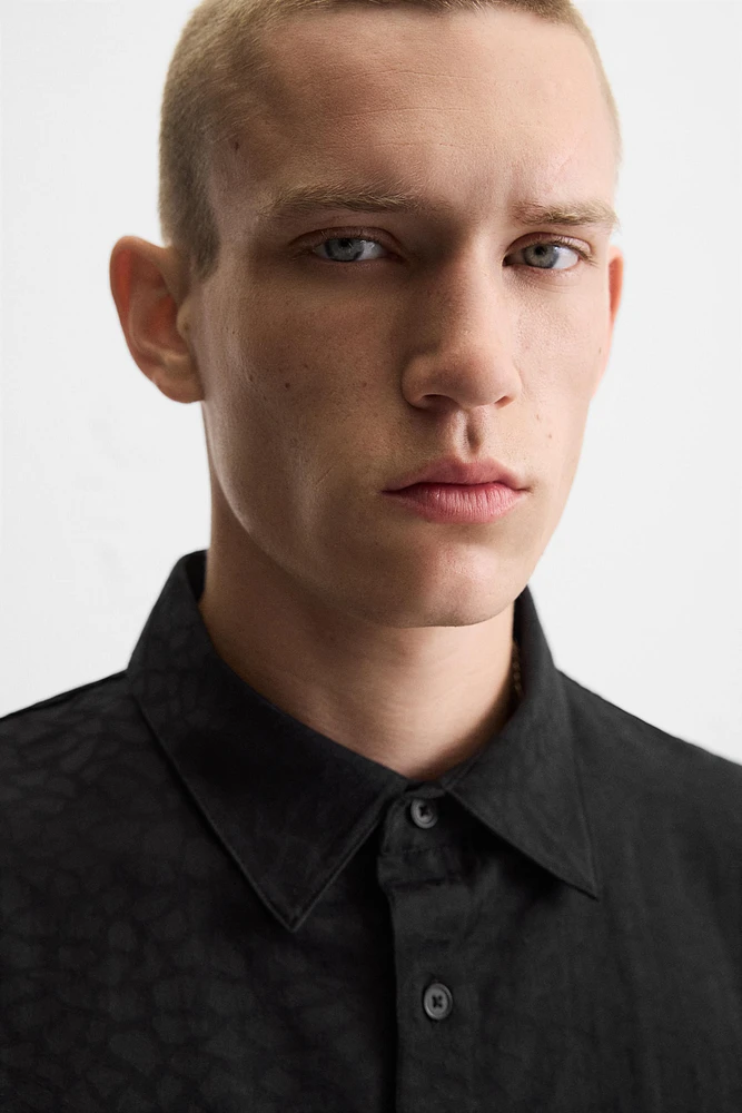 ANIMAL JACQUARD SHIRT