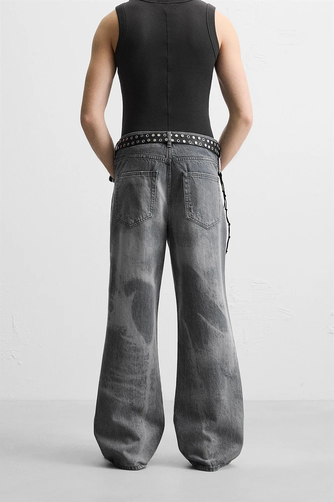 FLARED JEANS