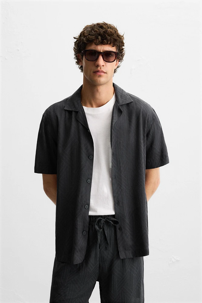 CHEMISE JACQUARD GÉOMÉTRIQUE