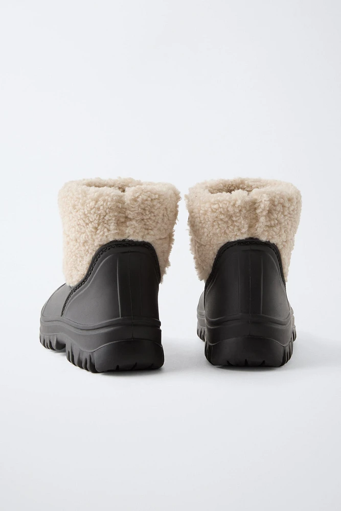 FLEECE RAIN BOOTS