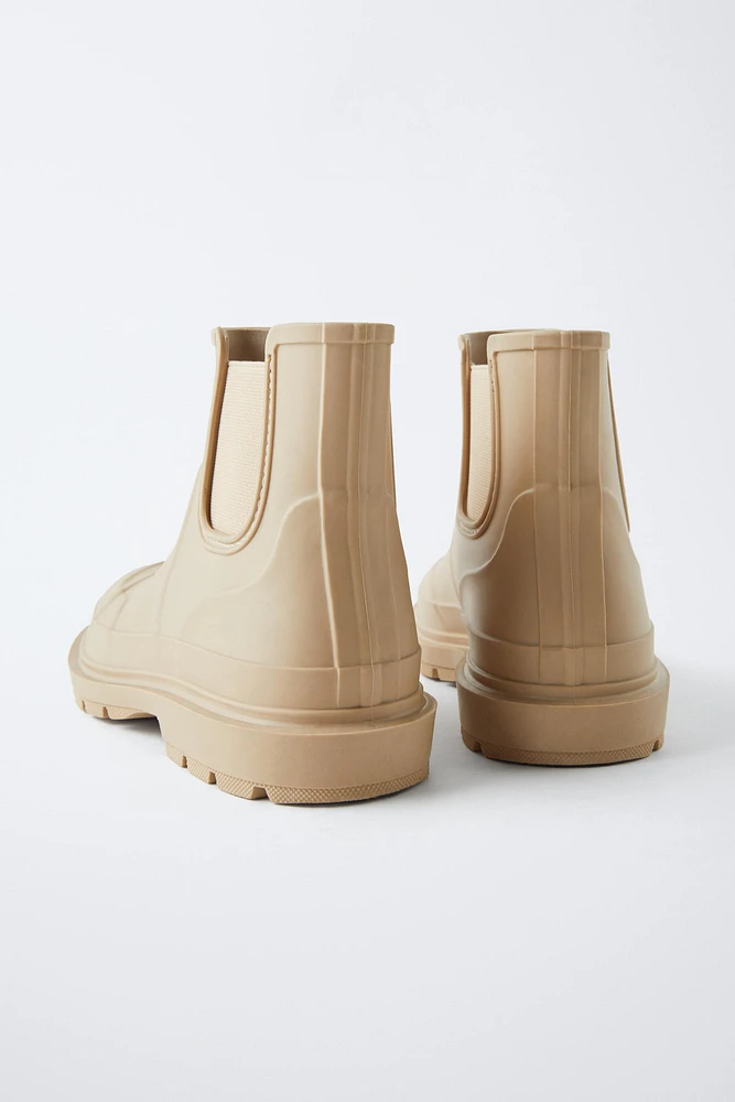 ELASTIC RAIN BOOTS