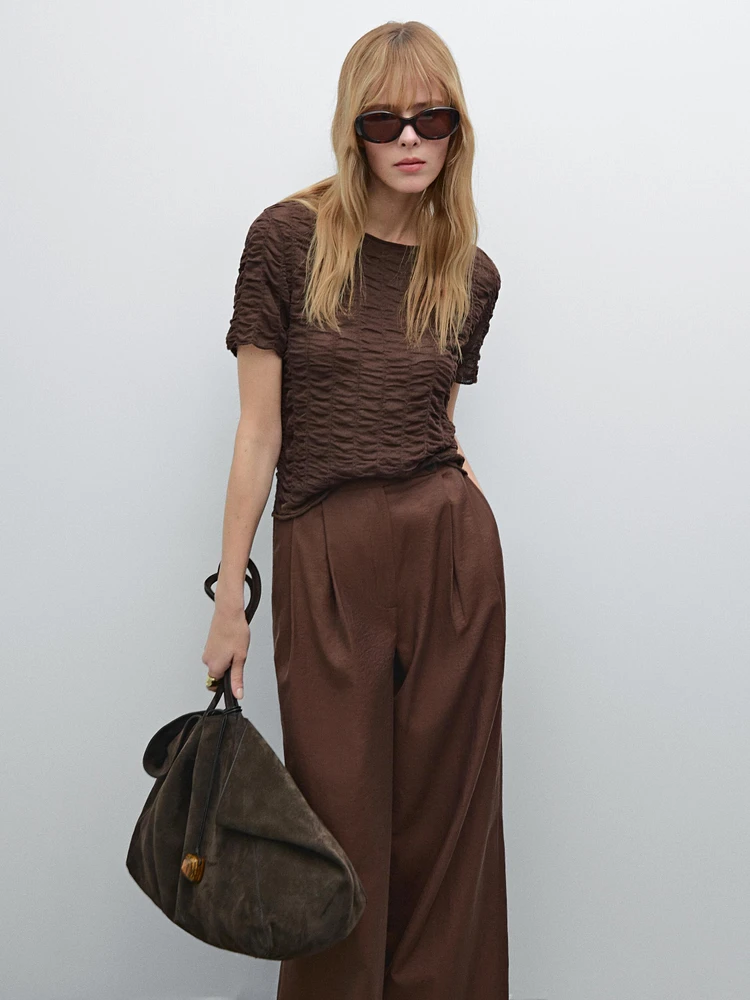 Short sleeve T-shirt with gathered detail