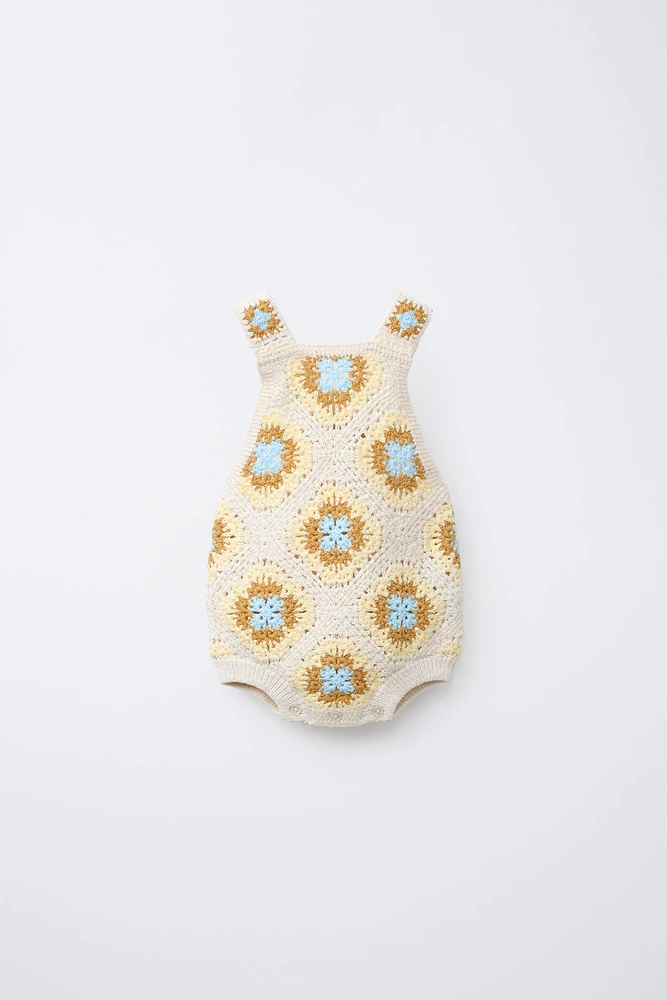 BARBOTEUSE EN MAILLE CROCHET À FLEURS