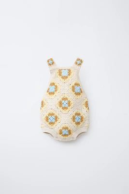 BARBOTEUSE EN MAILLE CROCHET À FLEURS