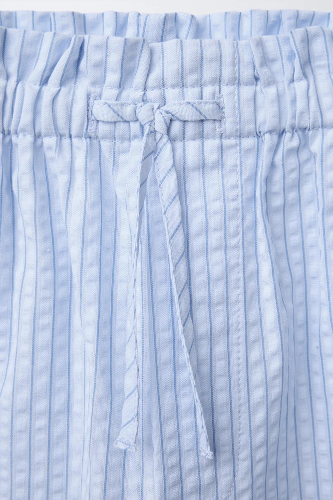 PANTALON À RAYURES EN SEERSUCKER