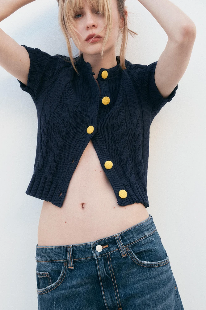 CONTRAST BUTTON KNIT JACKET
