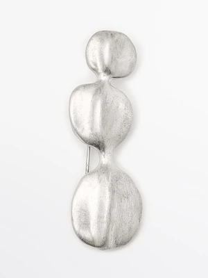 Leaf brooch