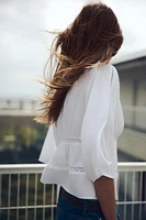 LACE INSERT SHIRT