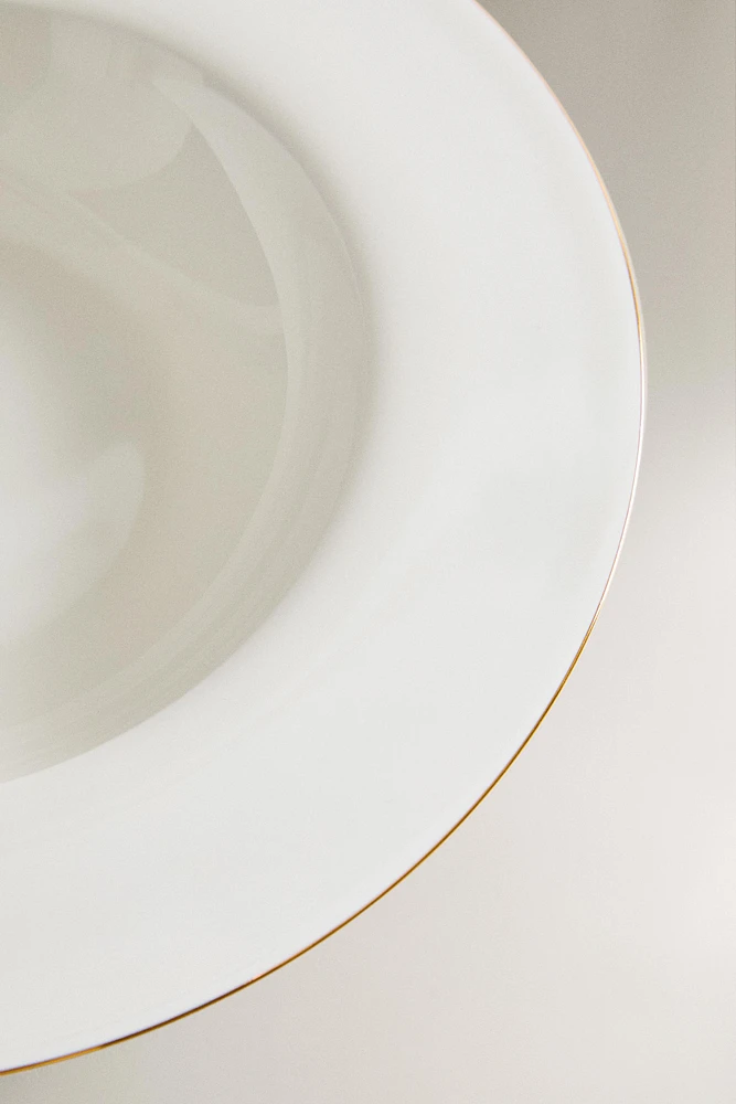 ASSIETTE CREUSE PORCELAINE BONE CHINA BORD
