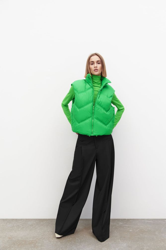 Zara + QUILTED VEST | Upper Canada Mall