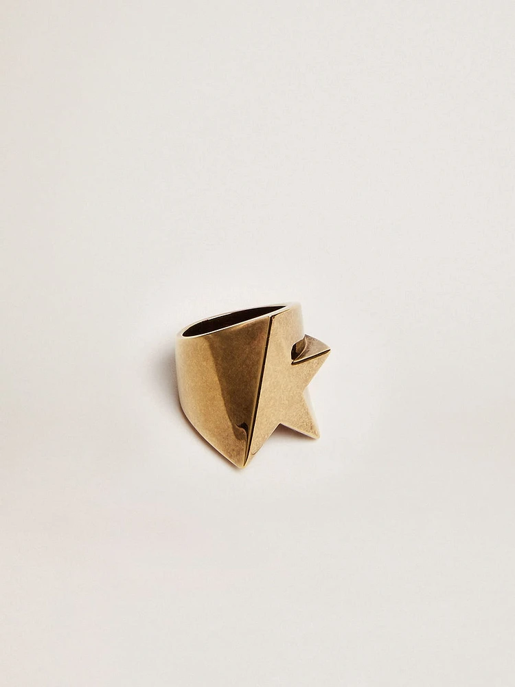Ring antique gold color