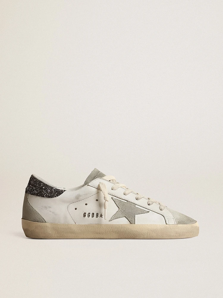 Women’s Super-Star with gray star and dark glitter heel tab