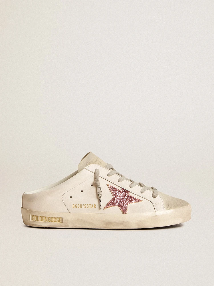 Bio-based Super-Star Sabot with pink glitter star and suede toe