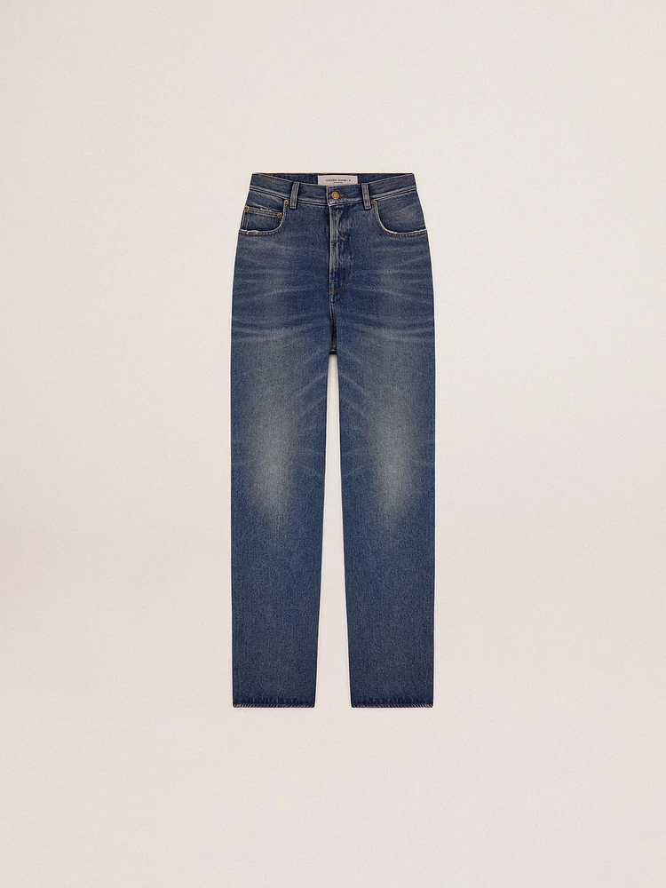 Women's jeans with medium wash