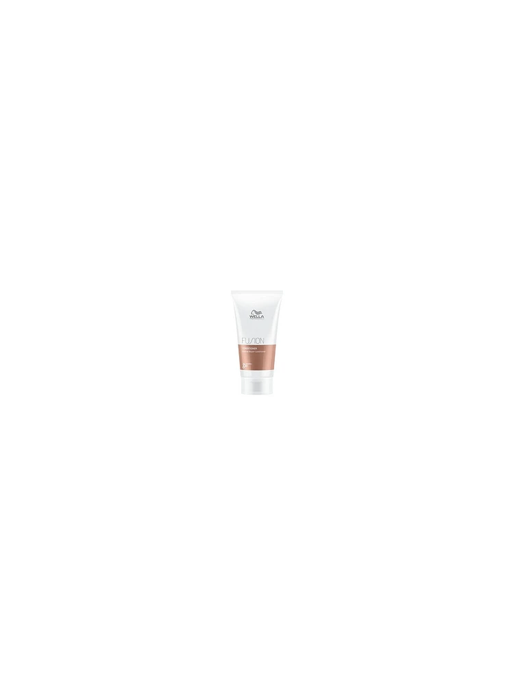 Wella FUSIONPLEX Intense Repair Conditioner