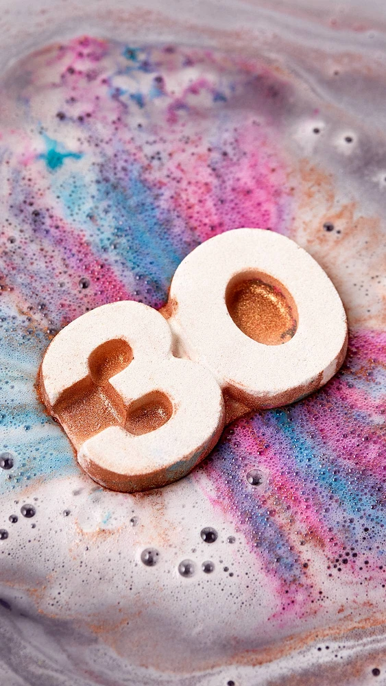 Celebrate 30 Bath Bomb
