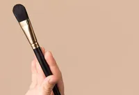 Fresh Faced Flat Facial Brush