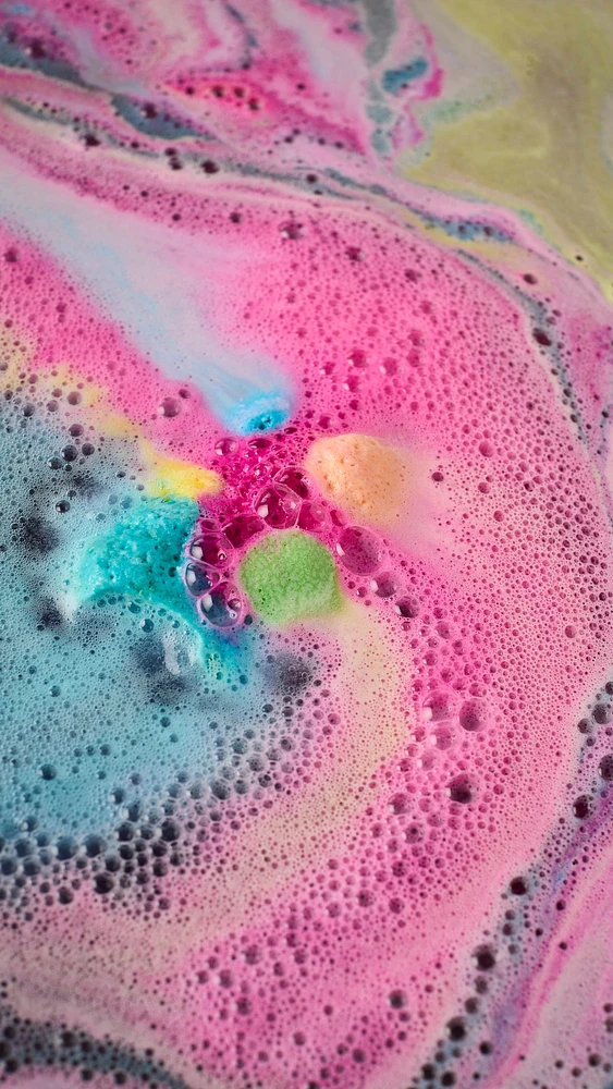 Eggs On Legs Bath Bomb