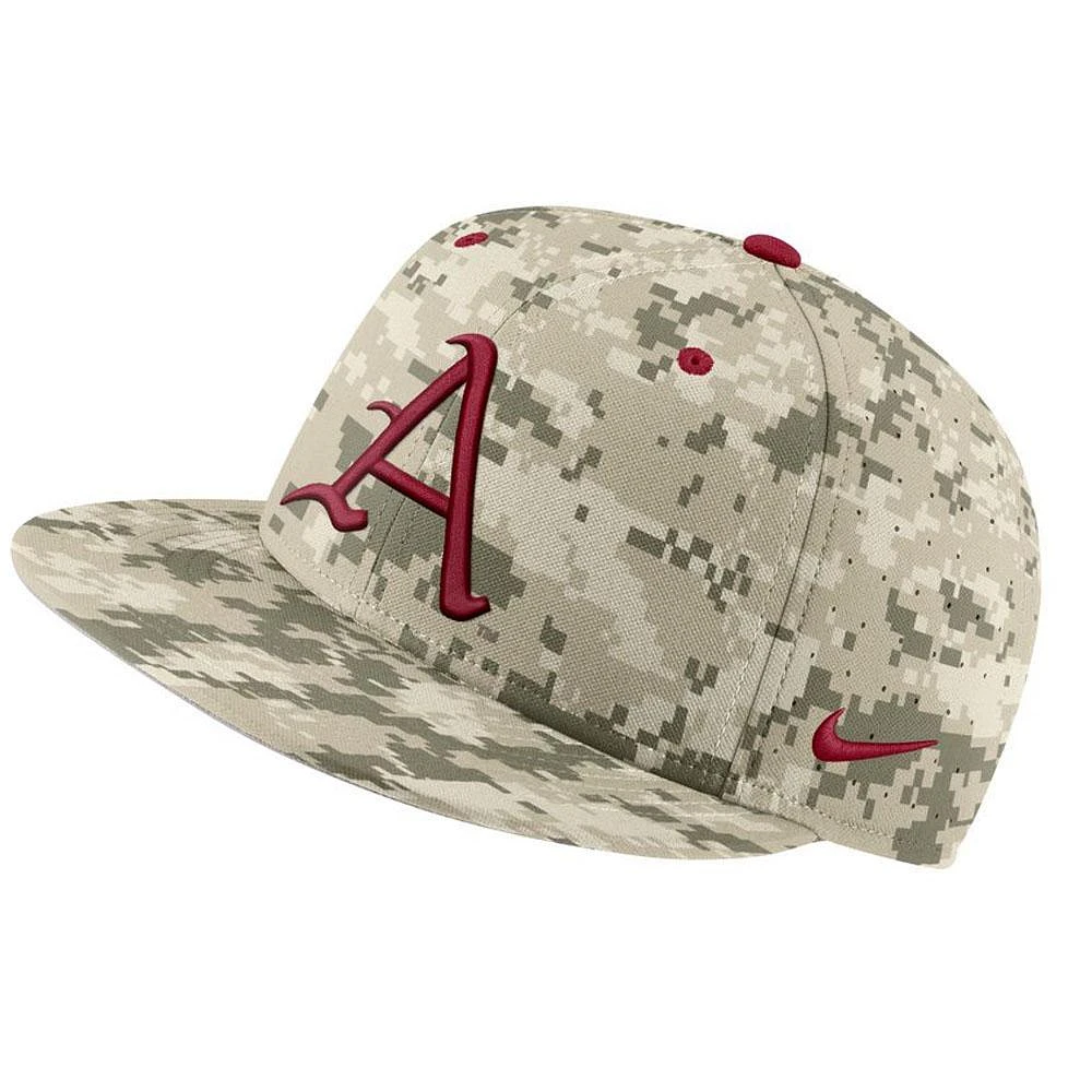 Arkansas Nike Aerobill Camo Baseball Fitted Hat
