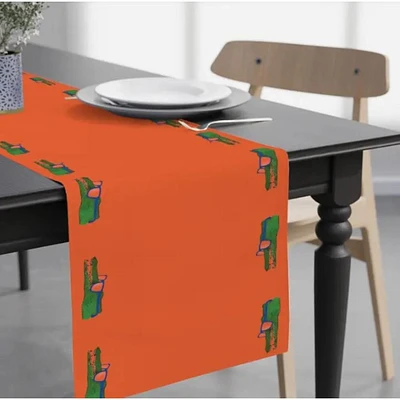 Alligator Paper Table Runner