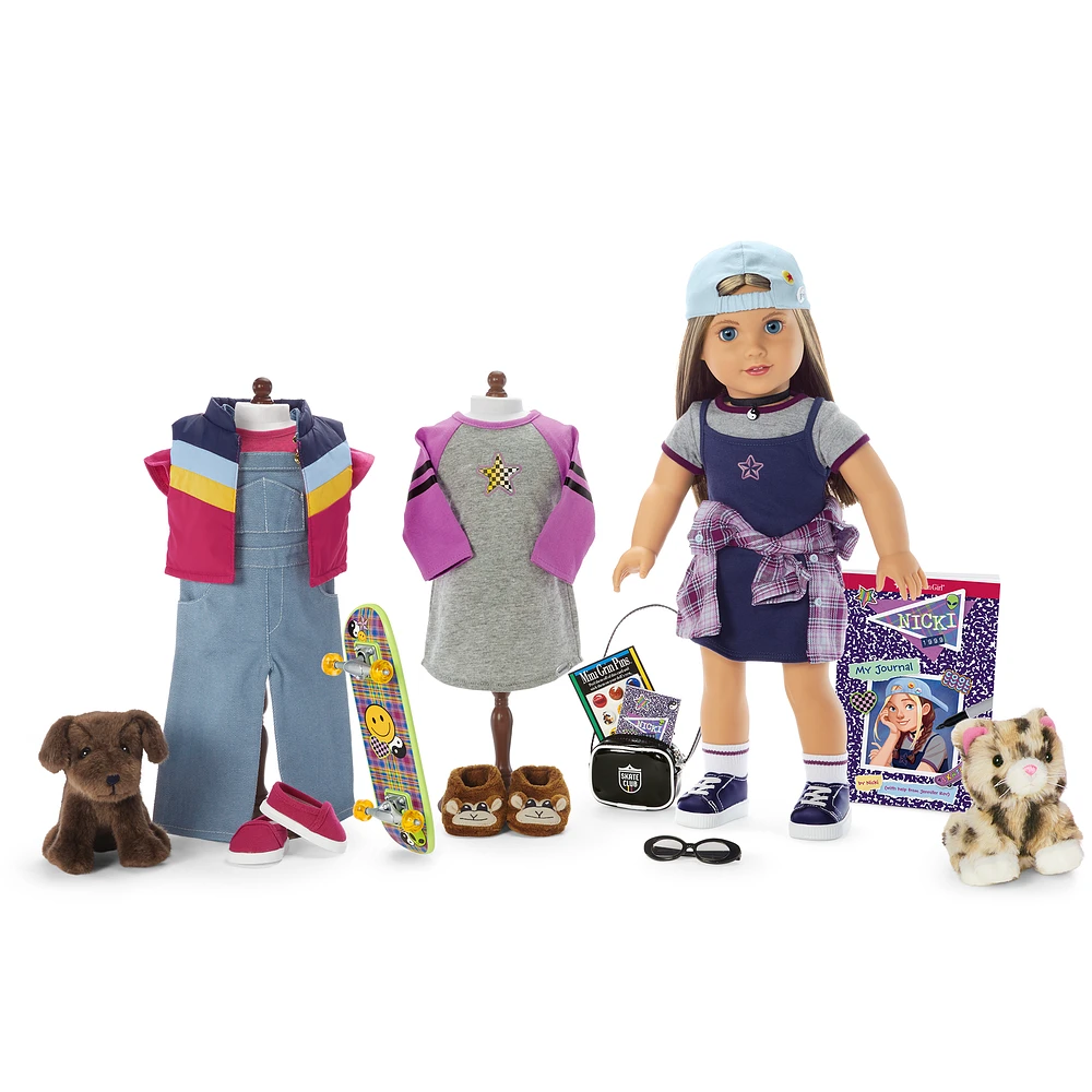 ’90s Twins Nicki’s™ Skateboarding Gift Set (Historical Characters)