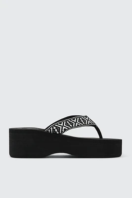 Ardene Geometric Wedge Flip Flops Sandals in Black | Size