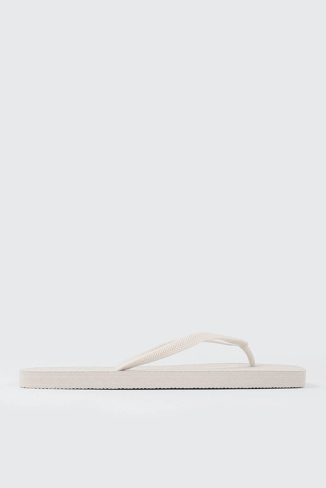 Ardene Square Toe Flip-Flops Sandals in White | Size | Eco-Conscious