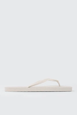 Ardene Square Toe Flip-Flops Sandals in White | Size | Eco-Conscious