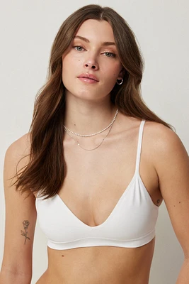 Ardene Seamless Triangle Bralette in White | Size | Nylon/Elastane | Microfiber